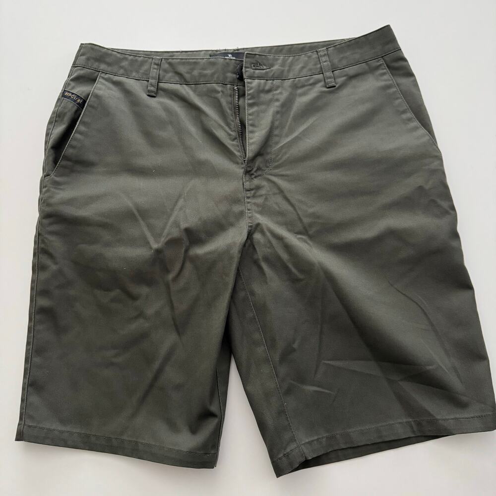 RIP CURL Men’s Relaxed Fit Shorts Size 33 EUC